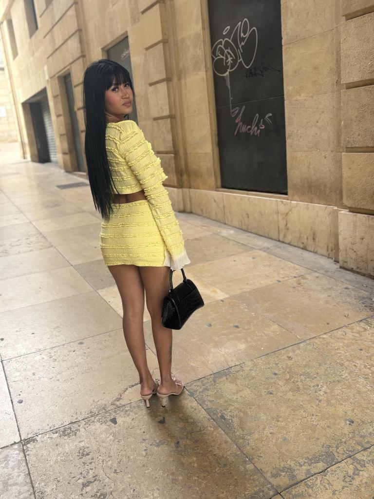 Chica busca chico en Alicante: 