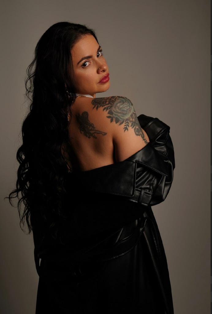 Chica busca chico en Menorca: 