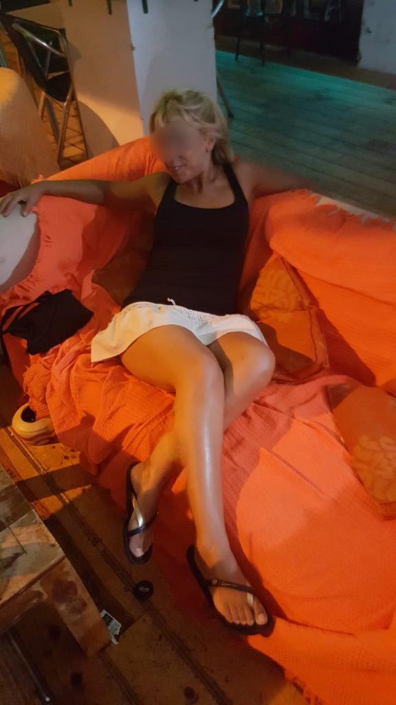 Chica busca chico en Almería: 