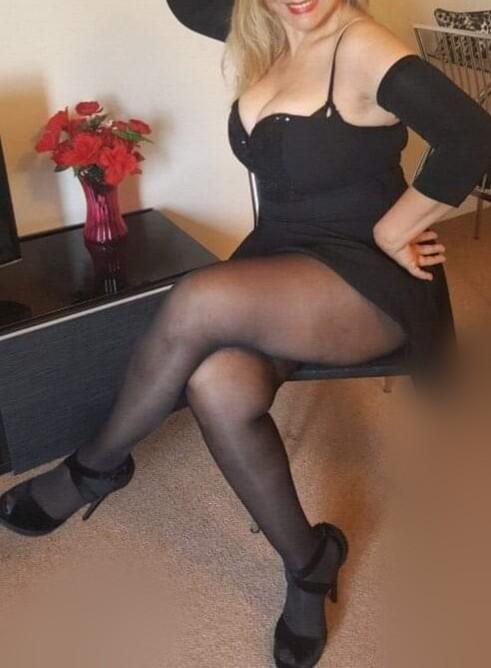 Chica busca chico en Granada: 