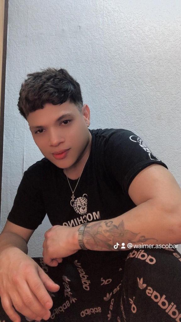 Chico busca chica en Barcelona: 