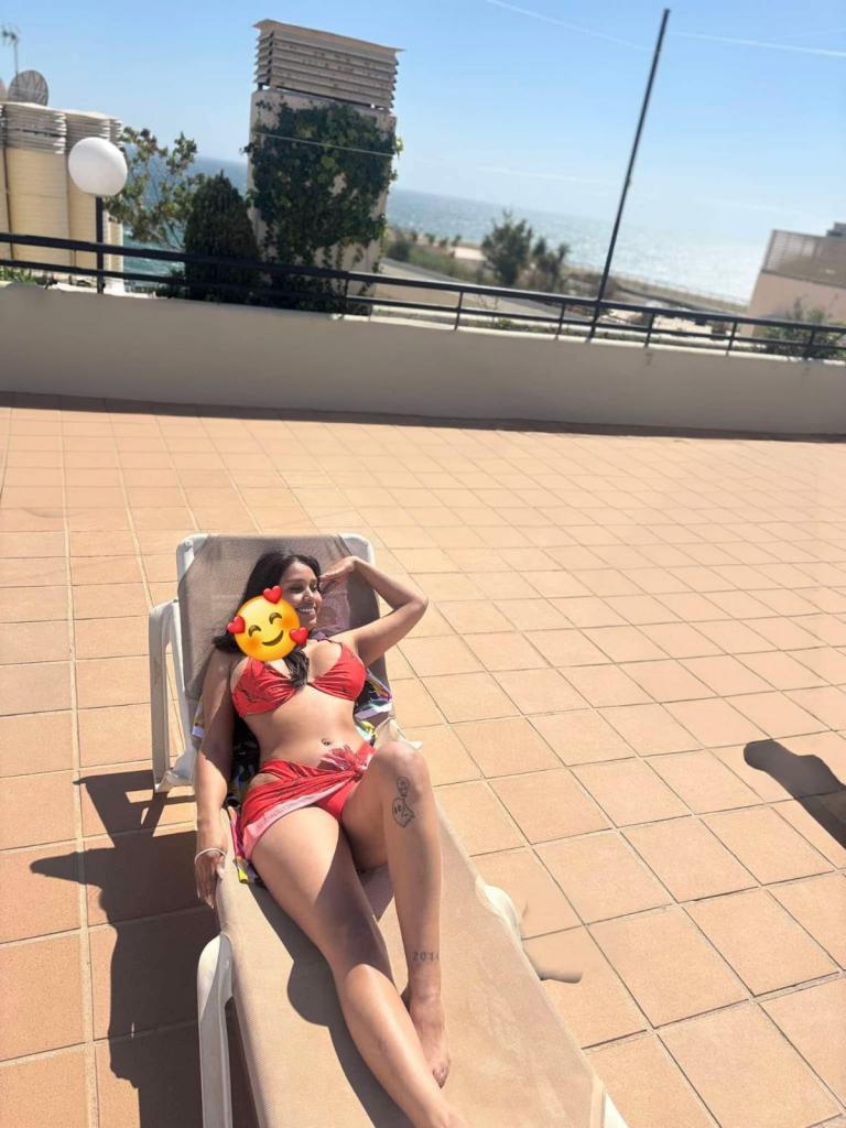 635219107: Chica busca chico en Melilla