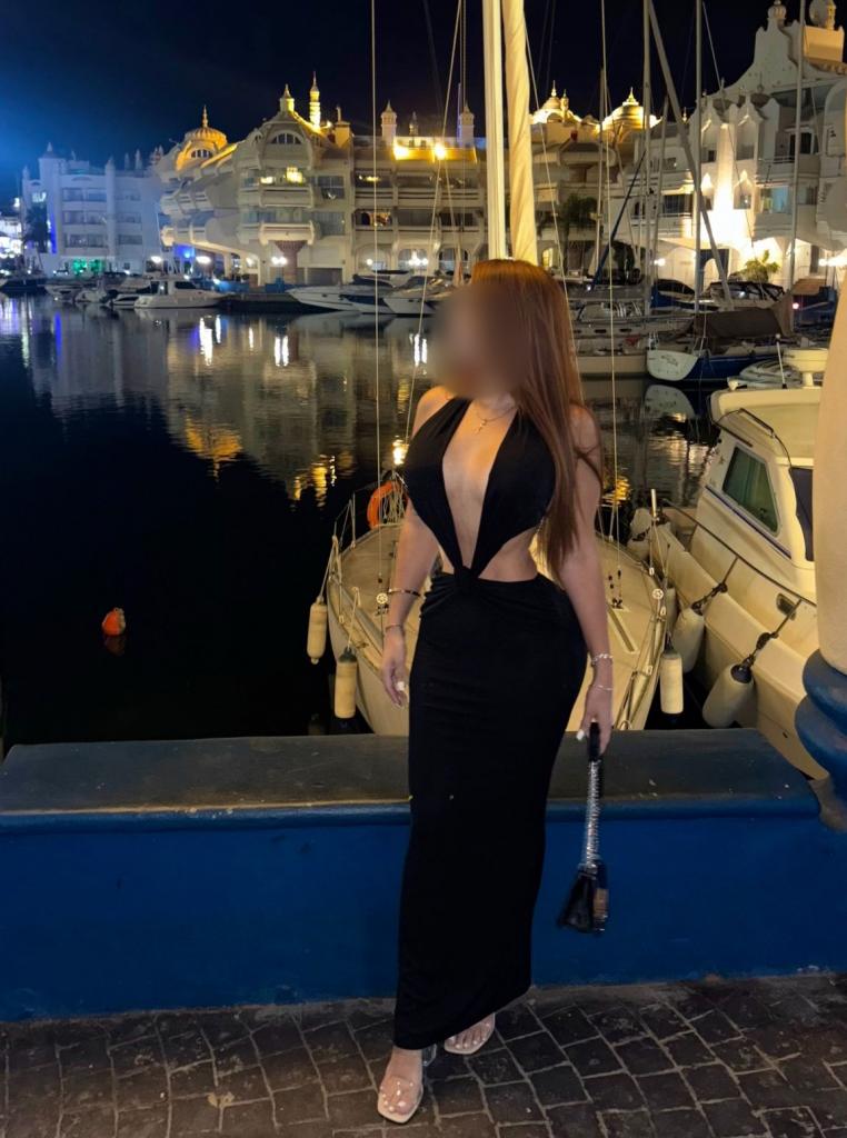 Chica busca chico en Ibiza: 