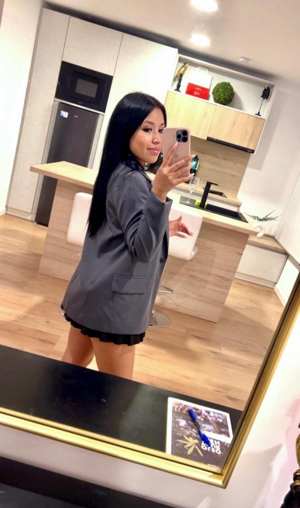 Chica busca chico en Jaén: 