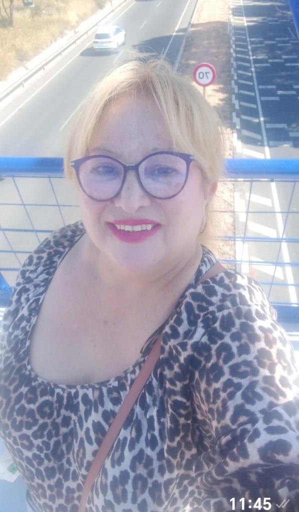 Chica busca chico en Alicante: 