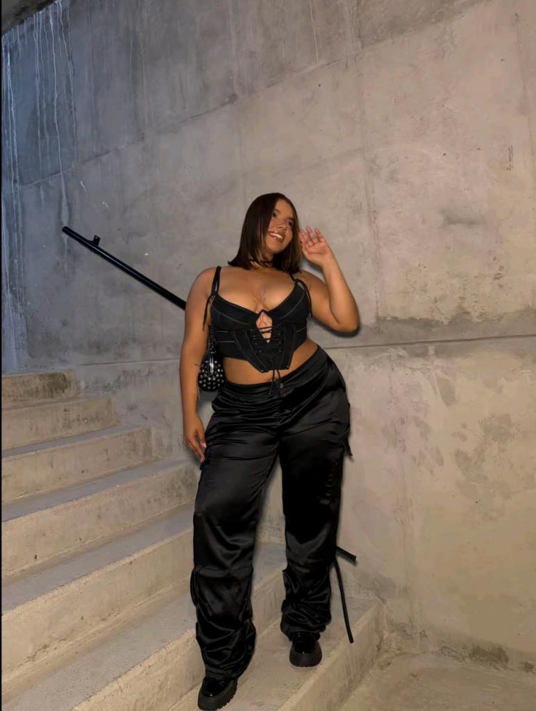 Chica busca chico en Granada: 