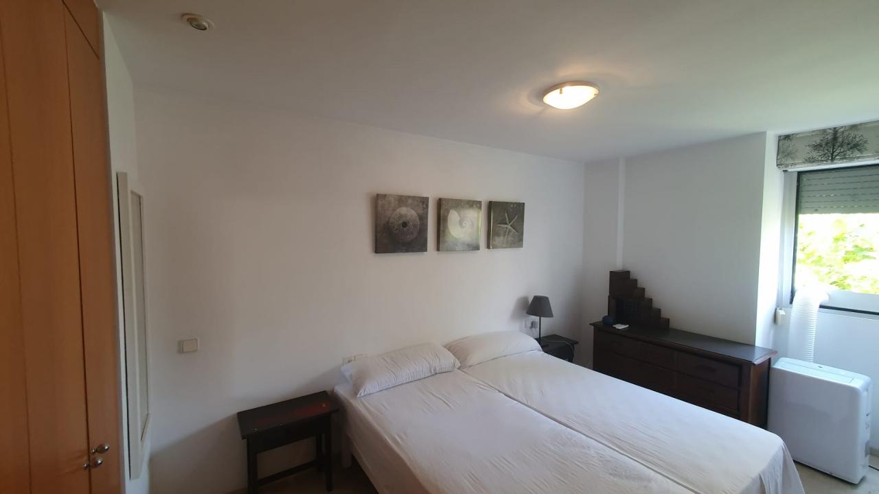 Chica busca chico en Mallorca: 