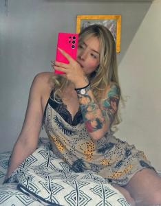 631251027: Chica busca chico en Cáceres