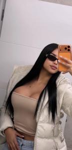 643862807: Chica busca chico en Sevilla