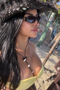 643862807: Chica busca chico en Sevilla