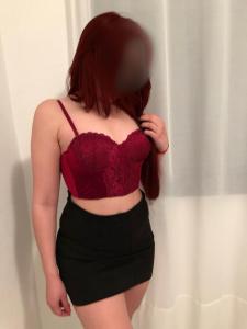 613603010: Chica busca chico en Málaga