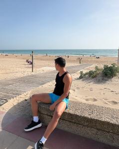 631232992: Chico busca chica en Gerona