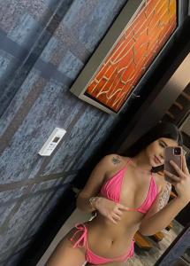 670663041: Chica busca chico en Málaga