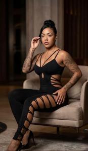 632991467: Chica busca chico en Navarra