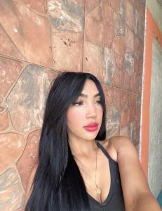 697537672: Chica busca chico en Madrid
