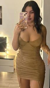 695778395: Chica busca chico en Málaga