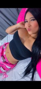 697537036: Chica busca chico en Madrid