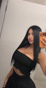 643862807: Chica busca chico en Sevilla