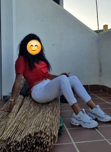 663869604: Chica busca chico en Alicante