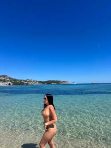 622831117: Chica busca chico en Ibiza