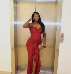 695774907: Chica busca chico en Zaragoza