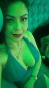 647743184: Chica busca chico en Ibiza