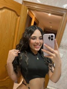 722140961: Chica busca chico en Madrid