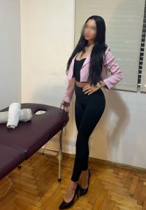 666402236: Chica busca chico en Navarra