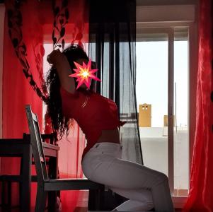 663869604: Chica busca chico en Alicante