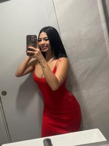 692288176: Chica busca chico en Málaga