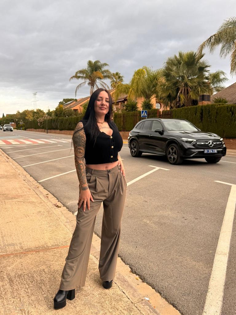 672572633: Chica busca chico en Valencia