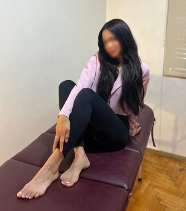 666402236: Chica busca chico en Navarra