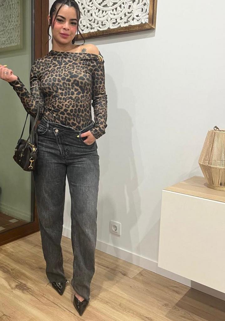 Chica busca chico en Granada: 