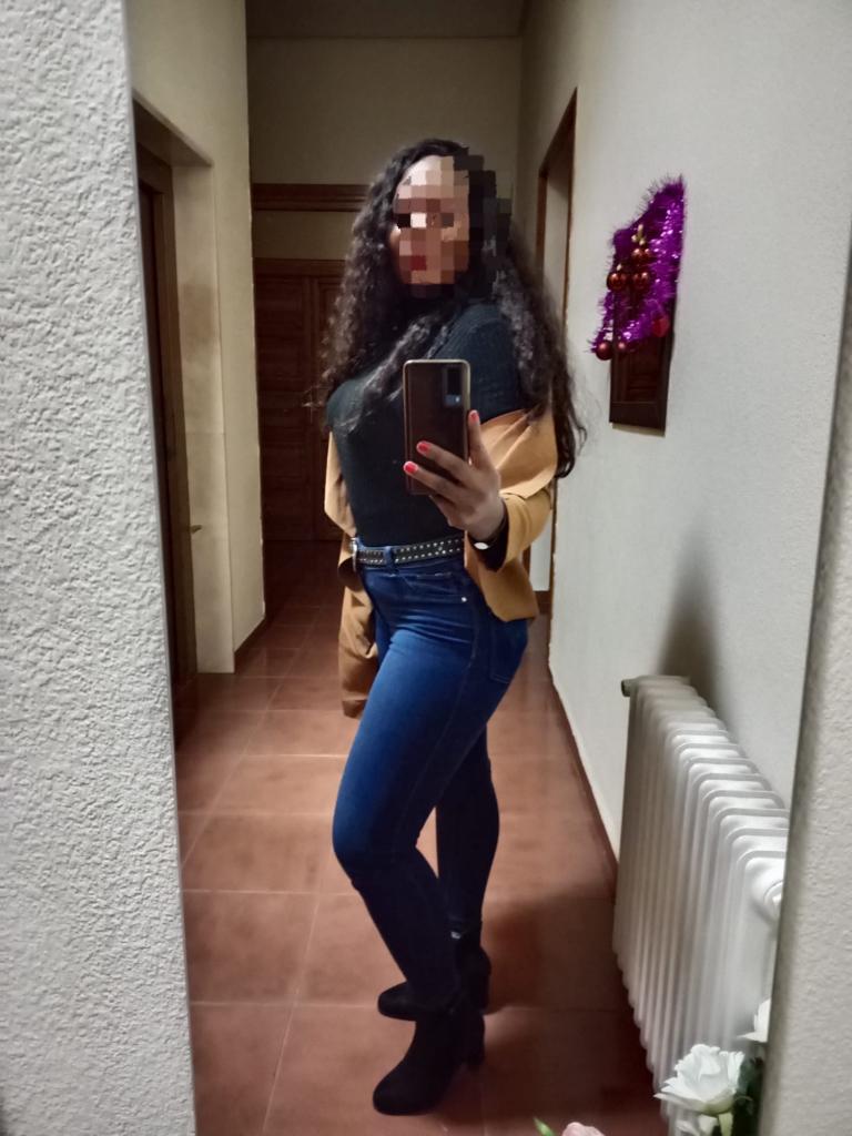 Chica busca chico en Huesca: 