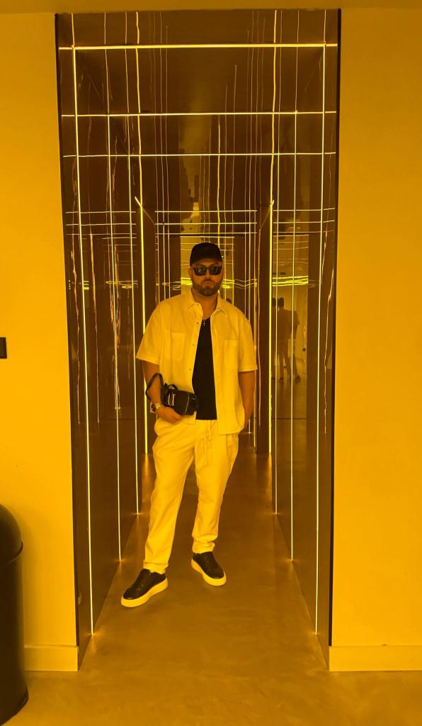 603437021: Chico busca chica en Murcia