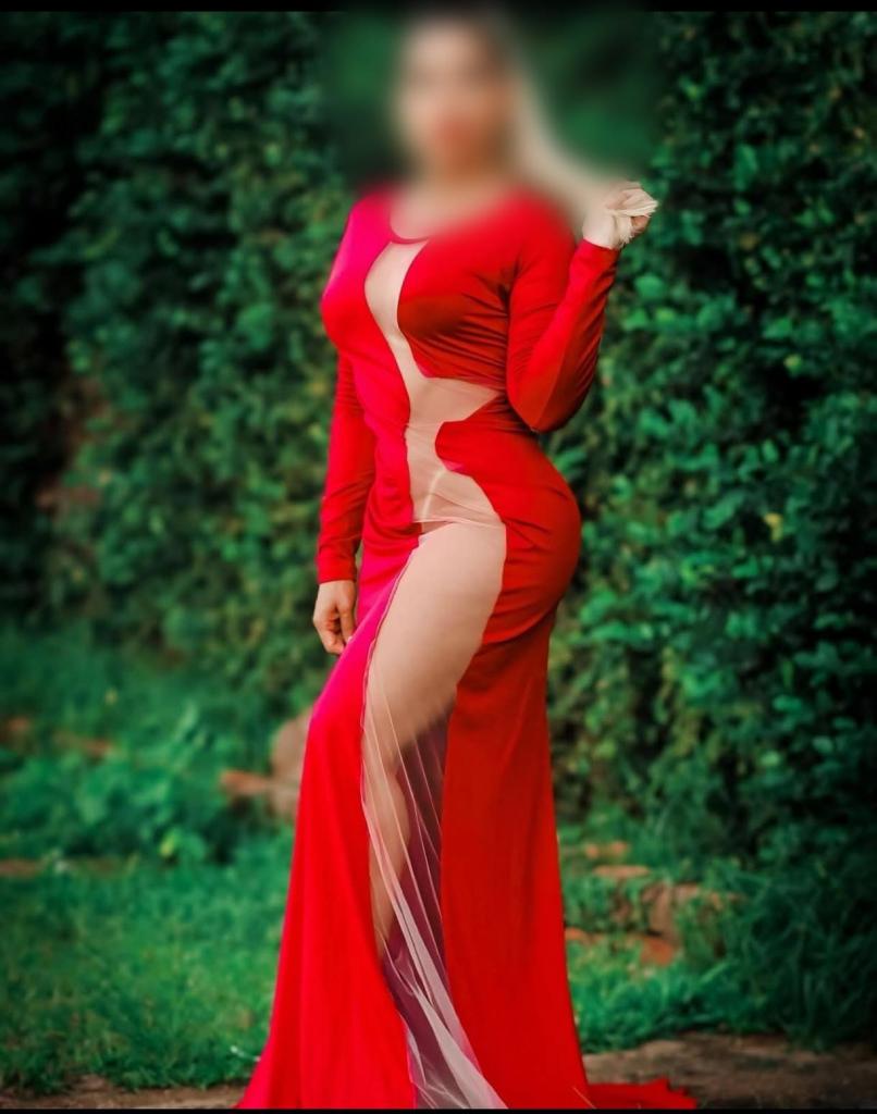 642055846: Chica busca chico en Sevilla