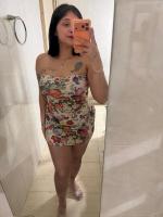 647781560: Chica busca chico en Barcelona