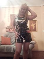 613909757: Chica busca chico en La Coruña