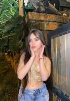 614893885: Chica busca chico en Barcelona