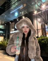 614893885: Chica busca chico en Barcelona