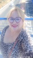672988631: Chica busca chico en Alicante