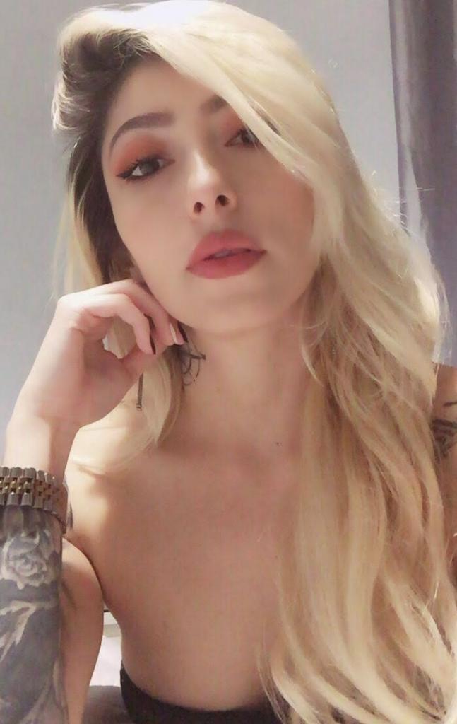 635827834: Chica busca chico en Cáceres