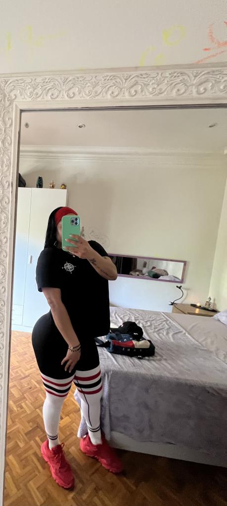 Chica busca chico en Barcelona: 