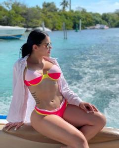 613576847: Chica busca chico en Sevilla