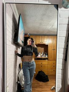 Chica busca chico en Cádiz: 