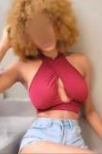 Chica busca chico en Almería: 