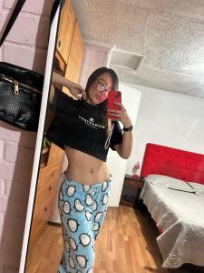 Chica busca chico en Cádiz: 