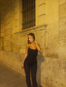 Chica busca chico en Madrid: 