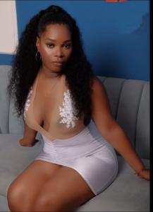 Chica busca chico en Huelva: 