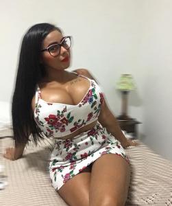 Chica busca chico en Cádiz: 